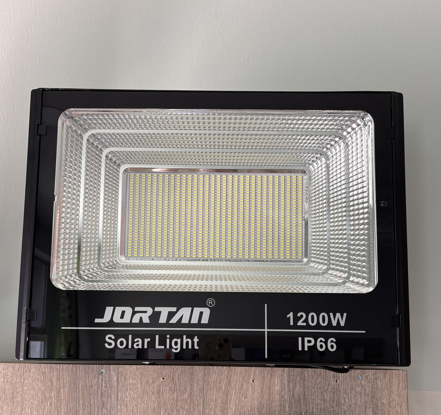 ΗΛΙΑΚΟΣ ΠΡΟΒΟΛΕΑΣ LED JORTAN 1200W (IP66)